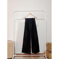 ราคา กางเกงขายาวทรงสวยมาก ผ้าดี แต่งแถบสีขาวข้าง เอวสม็อค ป้ายห้อย Nontawat (18871966757)