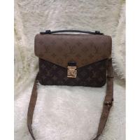 ราคา กระเป๋าหลุยส์ Lv มือสอง สภาพ 95% (23304757156)