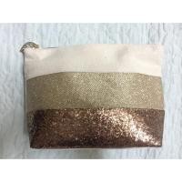 ราคา Clarins กระเป๋าใส่เครื่องสำอางค์แบบผ้ารุ่นใหม่ล่าสุด แกะจากชุดเซ็ตคริสต์มาสปีล่าสุด ราคาสบายกระเป๋า (725768149)