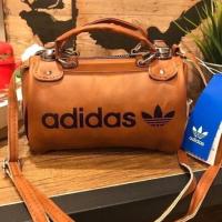 ราคา กระเป๋าสะพาย !Adidas mini shoulder bag and messenger bag กระเป๋าสะพายข้างสไตล์สปอร์ต (5819965757)