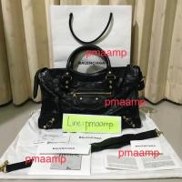 ราคา Balenciaga giant city ปี2016✨พร้อมโอนลดได้ ซื้อเองวันที่26/12/16ที่อังกฤษค่ะ นัดรับได้ (942879349)