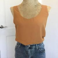 ราคา เสื้อกล้าม สีเหลืองมัสตาร์ด ผ้าชีฟอง ระบายอากาศ ใส่สบาย สภาพ 95% ‍♀️ (5139443313)