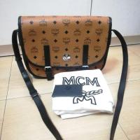 ราคา กระเป๋าmcm ของแท้​ มือ2 สภาพสวย​มาก​ อะไหล่เงินวิ้งๆๆเลยคะ​ ขนาด12นิ้ว​ สูง9นิ้ว​ มาพร้อมการ์ดและถุงผ้า​ ปี2018​ (2463159973)