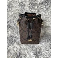 ราคา กระเป๋ามือสองแบรนด์ coach ทรงขนมจีบ งานก๊อปเกรด top mirror งานสวย ราคาถูก สภาพดี (15961539811)