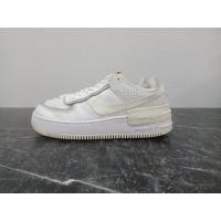 ราคา Nike Air Force 1 มือสองของแท้ Size : 39/25 ราคา : 990 รวมส่ง (19362370148)