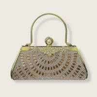 ราคา พร้อมส่ง กระเป๋าถือผู้หญิง ออกงานได้ กระเป๋าราตรี กระเป๋าคลัชท์ แบบมีเพชรประดับด้านหน้า แบบใหม่ (3947776130)