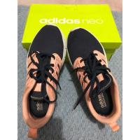 ราคา รองเท้า adidas neo มือสอง ของแท้ 100% ซื้อเมื่อปีที่แล้ว ไม่ค่อยได้ใส่ ส่วนใหญ่เก็บแล้วฝุ่นเกาะ (ซื้อมา2,790บาท) (492935084)