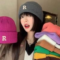 ราคา หมวกผ้าขนสัตว์ ทรงกลม หลากสี สไตล์เรียบง่าย เหมาะกับฤดูใบไม้ร่วง ฤดูหนาว สําหรับผู้หญิง และผู้ชาย (25251839792)