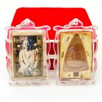 ราคา HT2-001แม่ชีบุญเรือน โตงบุญเติม วัดอาวุธวิกสิตาราม รูปถ่ายเลี่ยมกรอบกันน้ำ ด้านหลังบรรจุพระพุทโธน้อย และผงพุทธคุณศิลาน้ำ (23572865568)