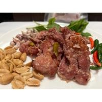 ราคา แหนมกระดูกอ่อน แหนมกระดูกหมูอ่อน เคี้ยวกรุบ พร้อมทอด (19782171815)