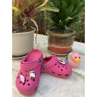 ราคา รองเท้ายี่ห้อ crocs แท้ %จาก shop สภาพดี (10182049631)