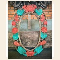 ราคา กระจกติดผนัง กระจกกรอบไม้ ลายดอกไม้ ทำสี retro ไม้แกะสลัก กรอบกระจก กรอบกระจกเงา ไม้สักทอง กระจกเงาผนัง 60x92x1.5cm (22972054648)