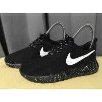 ราคา รองเท้าไนกี้โรสรันมือสองของแท้ สีดำ (6809319778)