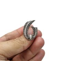 ราคา - แหวน เงินแท้ 92.5% งานส่งออก ฝังเพชรสวิส cz เกรด 5A และฝังแมกกาไซส์สวิสแท้ หนัก 7.3 กรัม ดีไซน์แปลกตา ใส่ไม่ซ้ำใครครับ (18271728088)