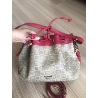 ราคา กระเป๋าทรงจีบ Lovcat มือสอง ของแท้% สภาพดี ราคาดี (12096204697)