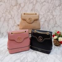 ราคา สินค้ามาใหม่ LYN กระเป๋าสะพายหลัง โลโก้กลม กรี๊ดดดดดดดเข้ามาแล้วค่ะ นานๆจะมาที (5359199507)