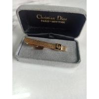 ราคา ที่หนีบเนคไท Christian Dior (23404671052)