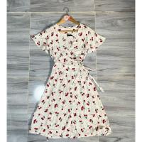 ราคา ส่งต่อเดรสยาวสีขาว ลายเชอร์รี่ งานป้ายเชือกผูกเอว ไซส์M (smใส่ได้) งานป้าย basics by sita ผ้าดี ทรง สี ตามภาพ (18296035082)