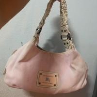 ราคา กระเป๋าสะพายไหล่ Burberry ของแท้ มือสอง สภาพดี (5734738573)