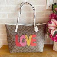 Coach C2810 City Tote In Signature Canvas with Love Print กระเป๋าโท้ท