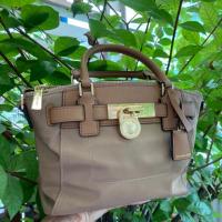 ราคา Michael Kors Hamilton Satchel Nylon Medium (5643981108)
