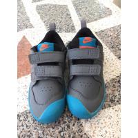 ราคา รองเท้าเด็ก NIKE ของแท้ (8309217313)