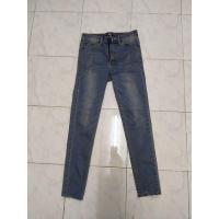 ราคา มือสองกางเกงยีนส์ยืด mc jeansไซส์M (16680456879)