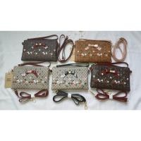 ราคา กระเป๋าแบรนด์แท้คิมเบอร์รี่ KP Kimperry งานสะพายข้างใบเล็ก (4031838347)