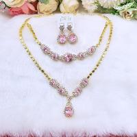 ราคา ชุดเครื่องประดับพลอยสีชมพูล้อมเพชร ลายดอกไม้ พลอยสีชมพู แซฟไฟร์สีชมพู เสริมอำนาจบารมี ชุดครื่องประดับ ใส่ออกงานได้ (19863021490)