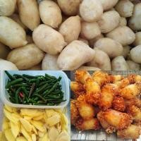 ราคา ไส้กรอกอีสานไก่วุ้นเส้นฮาล้าลโฮมเมดไส้กรอกอีสาน (9812723654)