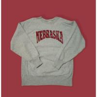 ราคา สเวตเตอร์ Champion แท้ สภาพ 9/10 ส่งต่อราคาถูกๆ (10438015280)