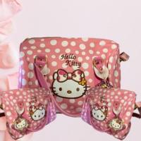 ราคา พร้อมส่ง กระเป๋าสะพายข้างสีชมพูใบใหญ่ Hello Kitty ลายคิตตี้ ดีไซน์สวย เนื้อผ้าดี กระเป๋าของคุณหนูๆ มีหลายรุ่น กดเลือกจาก (20092265743)