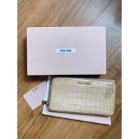 ราคา miu miu zip long wallet (8552012896)