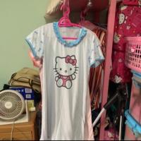ราคา ชุดนอนคิตตี้ มือ 2 ผ้ายืด ใส่สบาย สภาพ 80% (7818346283)