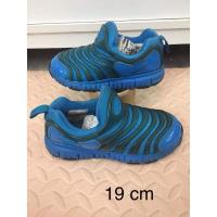 ราคา รองเท้าไนกี้หนอน ความยาว 19 cm แท้ (3858860551)