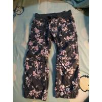 ราคา กางเกงหน้าหนาวเด็กผู้หญิง H&M จากshop มือสอง ลายดอกไม้ สภาพใหม่มาก ใส่1ครั้ง jimpขา ใส่แล้วอุ่นสบาย size1.5-2yr (1742869732)