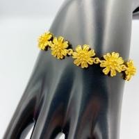 ราคา สร้อยข้อมือทองชุบ [ 176 ] สร้อยข้อมือดอกไม้ สร้อยทองชุบ ยาว 7 นิ้ว พร้อมส่ง (17476853870)