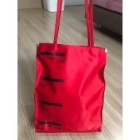 ราคา กระเป๋าถุงผ้าไนล่อน ELLE มือสอง ของแท้% สภาพดี สีแดง (21381630985)