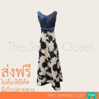 ราคา [ส่งฟรี] ชุดราตรียาว ออกงาน เดรสยาว แขนกุด กระโปรงลูกไม้ปักดอกไม้ สีน้ำเงิน มือสอง (2012326384)