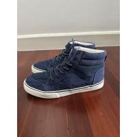 ราคา รองเท้าผ้าใบเด็กหุ้มข้อ Size 21cm แบรนด์ GAPสภาพใหม่มากกก สวยเลยคะ (22744293832)