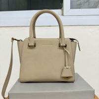 ราคา CHARLES & KEITH (Second hand) (25113241544)