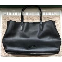 ราคา กระเป๋า MNG (Mango) มือสอง สภาพดีมาก สีดำ (1124402695)