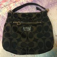 ราคา กระเป๋าสะพายไหล่ Coach มือสอง แท้ % ส่งฟรี EMS (1261608997)