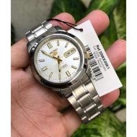 ราคา SEIKO 5 Automatic รุ่น SNKK09K1 นาฬิกาข้อมือผู้ชายสายแสตนเลสสีเงิน เข็มทองสวยหรู- มั่นใจ ของแท้ 100% รัประกัน1ปีเต็ม (9609261503)