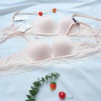 ราคา SABINA เสื้อชั้นใน Invisible Wire (ไม่มีโครง) รุ่น Modern v รหัส SBI1077 (23961783030)