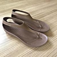 ราคา Crocs แท้ รองเท้าแตะ ไซส์W8 (ของใหม่) (3326182899)