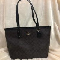 ราคา Coach Tote zip 16” (1446705573)