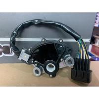 ราคา สวิทช์บอกตำแหน่งเกียร์ MITSUBISHI TRITON PAJERO รหัส MR263257 แท้เบิกศูนย์ (24302625411)