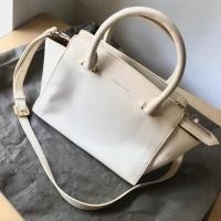 ราคา กระเป๋า Charles & Keith (มือสอง) แท้ ล้าน% (6828900390)
