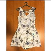 ราคา จั้มขาสั้น. งานป้าย (463340602)